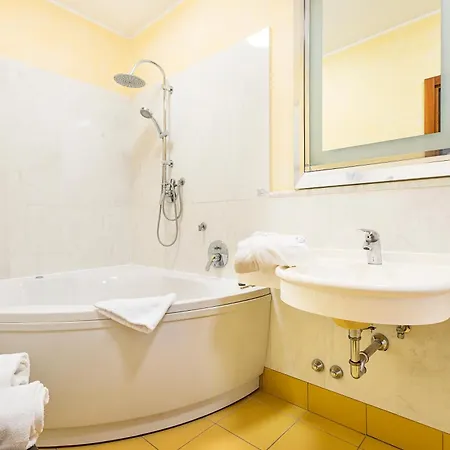 West Florence Hotel Campi Bisenzio