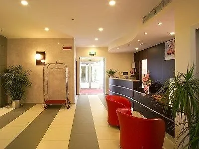 West Florence קמפי ביסנציו