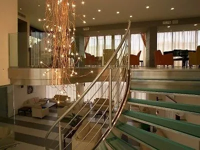 ホテル ウェスト フローレンス カンピ・ビセンツィオ