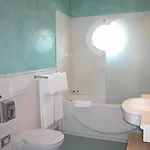 ウェスト フローレンス ホテル