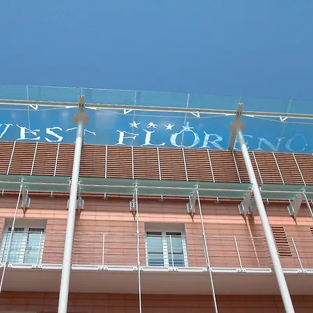 Hotel West Florence