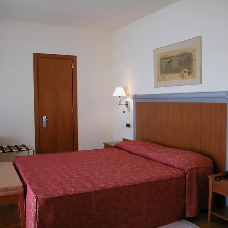 West Florence Hotel 4*