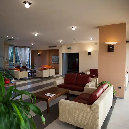 West Florence Hotel