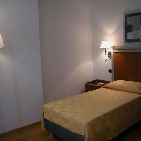 Hotel West Florence 4*