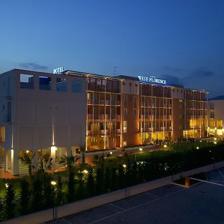 Hotel West Florence 4*